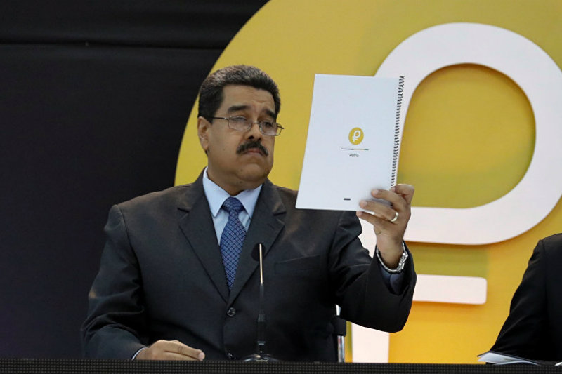Maduro, “Le banche devono adottare Petro”