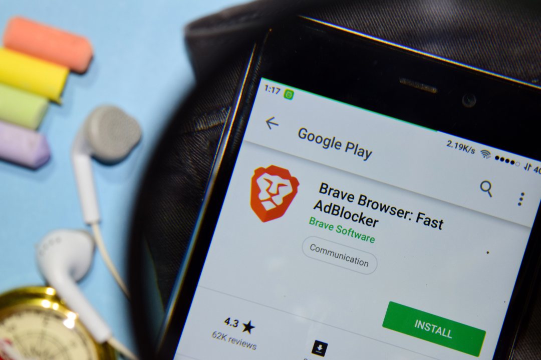 Google vs Brave: la battaglia dei browser. Tutela o timore di un concorrente?