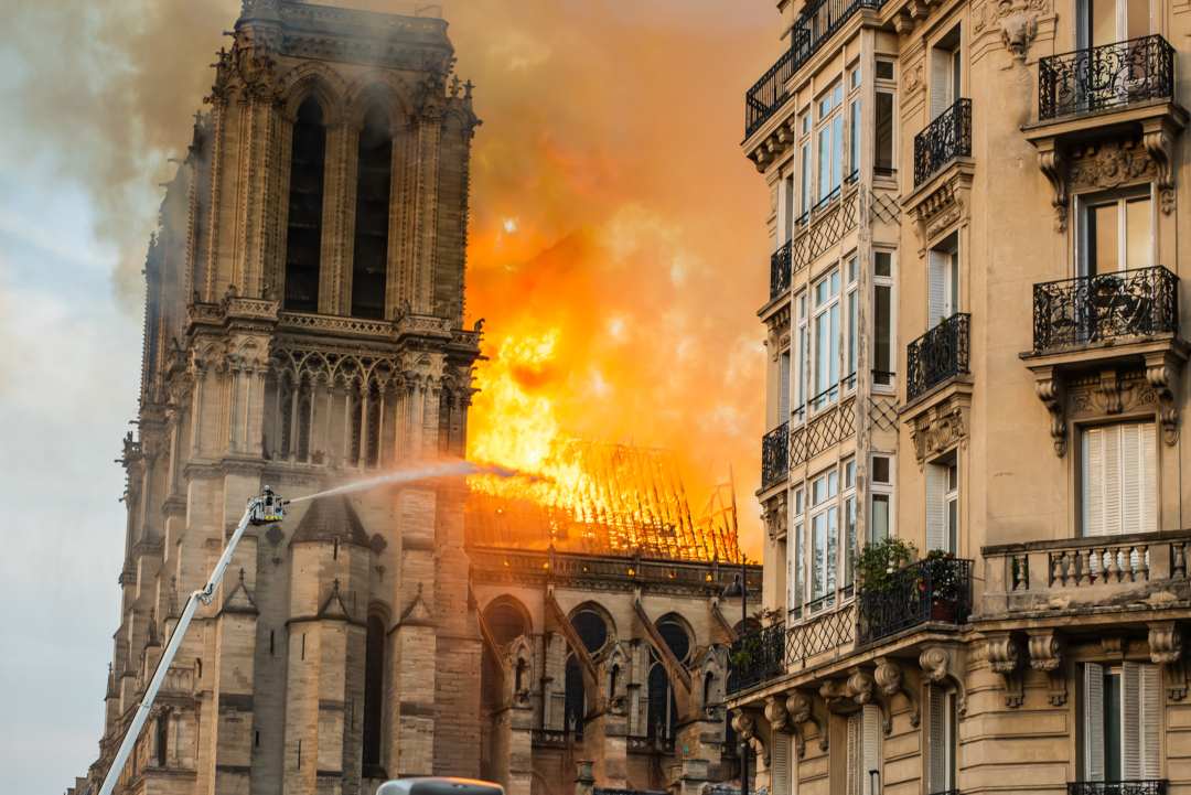 Eidoo, una campagna benefica per Notre-Dame insieme a Helperbit e Aidcoin