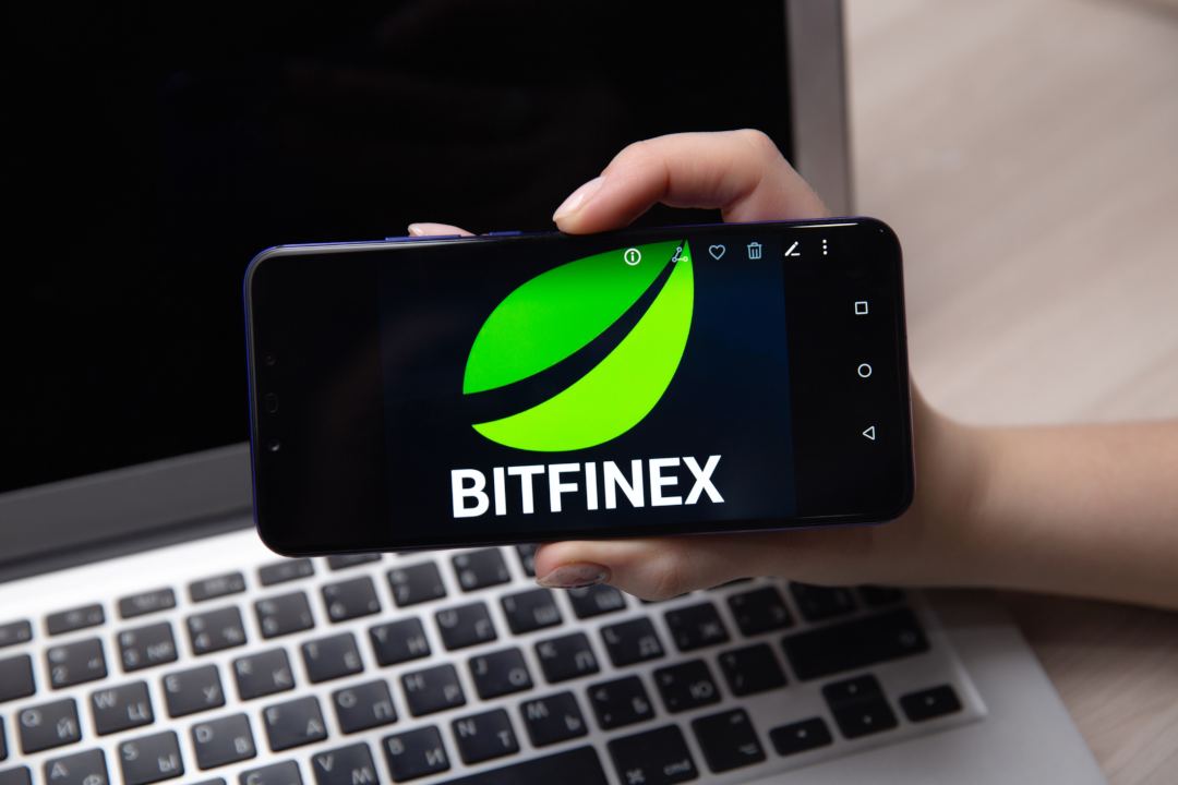 Bitfinex replica accuse Tether