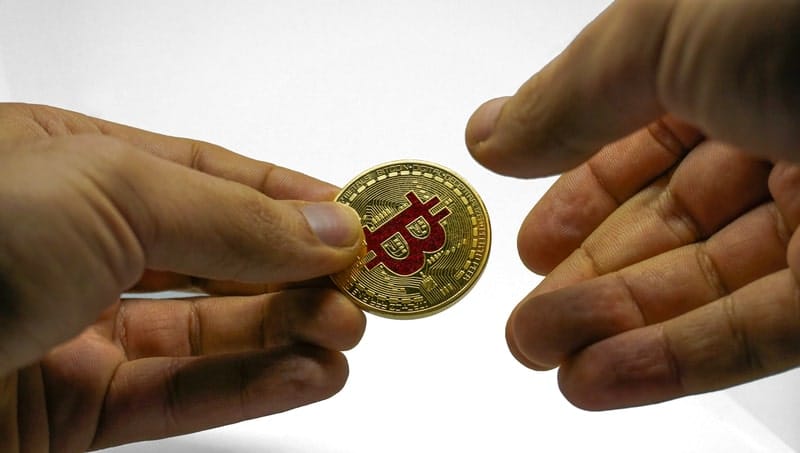 The real bitcoin club : come vivere usando solo crypto per 2 anni