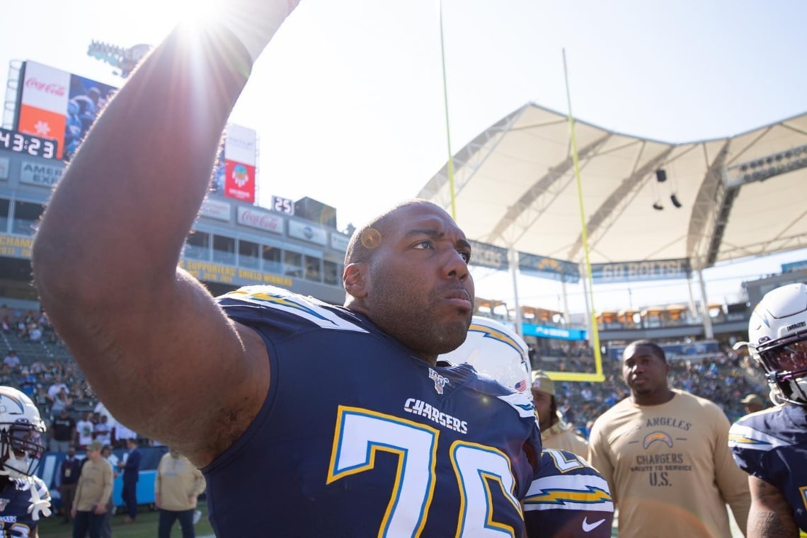 NFL: Russell Okung sarà pagato in bitcoin
