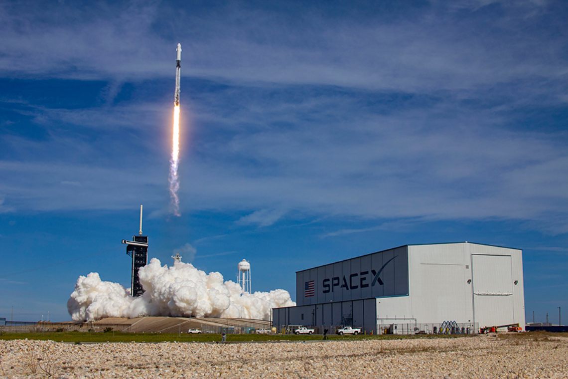 Elon Musk definisce “un successo” l’esplosione del razzo Starship