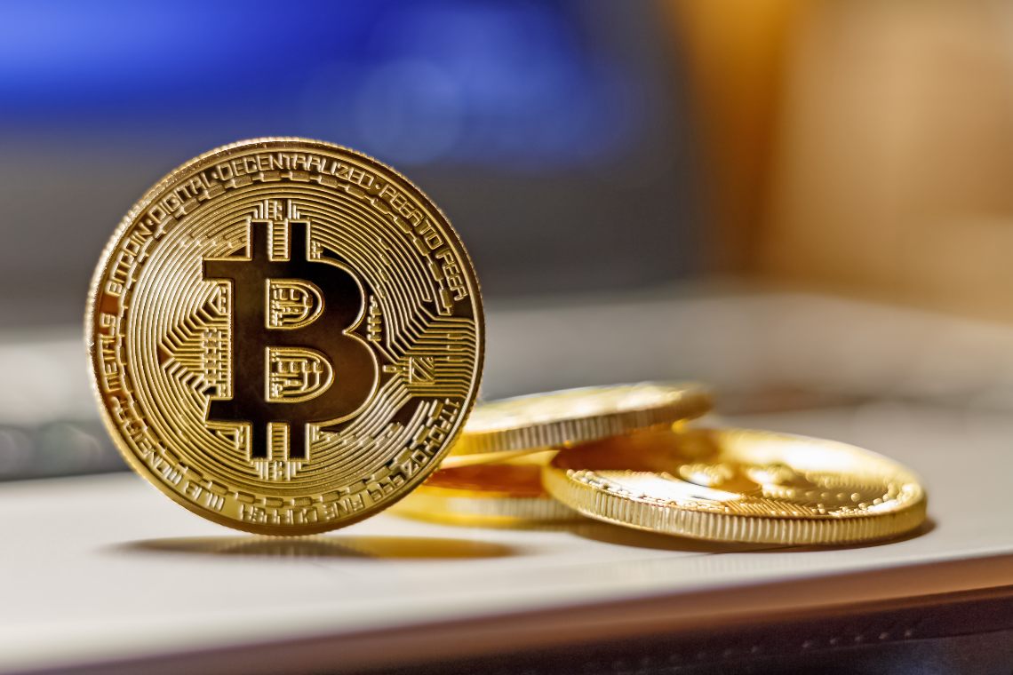 Bitcoin: continuano i prelievi dagli exchange