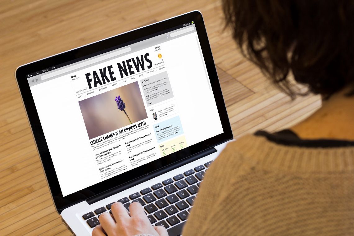 Fake News: le 10 regole di Facebook per individuare le bufale - Startmag