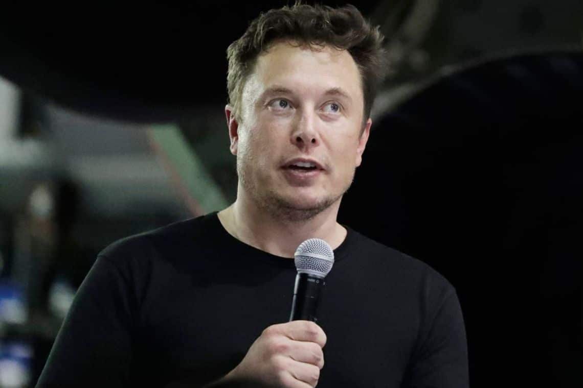 Elon Musk non sta abbandonando Dogecoin per Shiba Inu