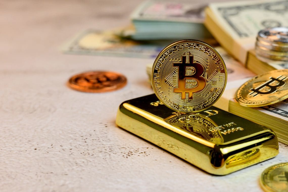 Mercati, oro e Bitcoin possono anche andare a braccetto