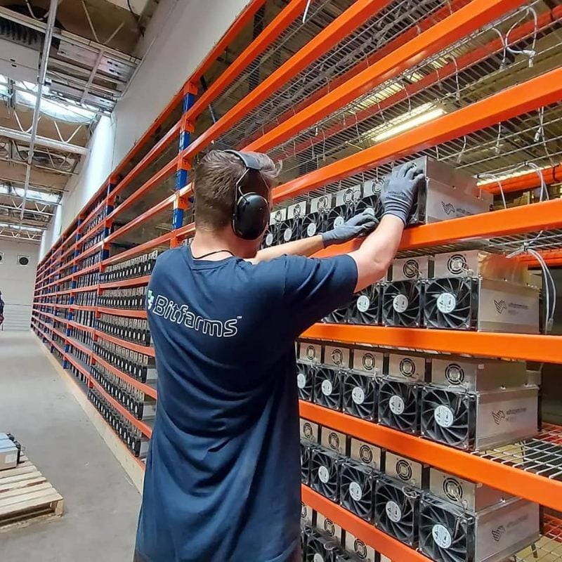 btc mining farm