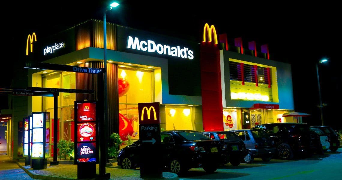 La Cina pressa McDonald’s per accettare lo yuan digitale