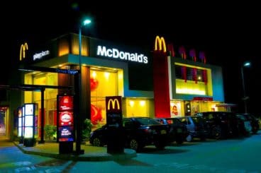 La Cina pressa McDonald’s per accettare lo yuan digitale