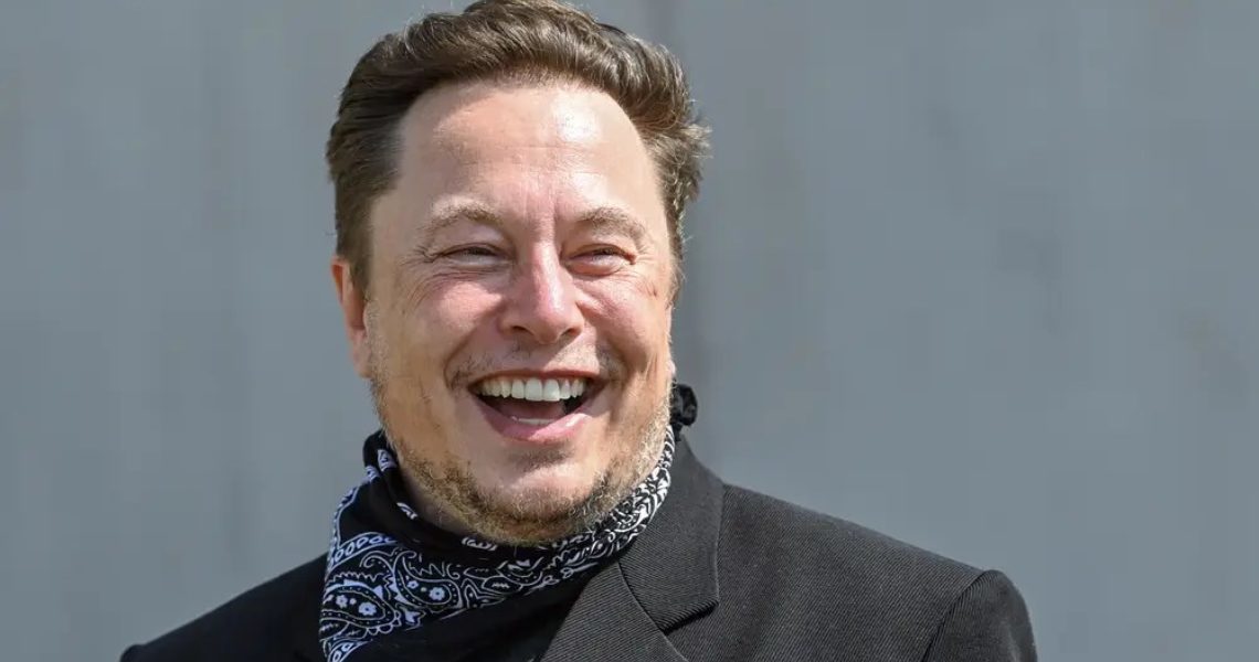 Elon Musk pronto a vendere il 10% delle sue azioni Tesla