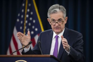 Powell avverte sui rischi dell’inflazione per l’economia USA