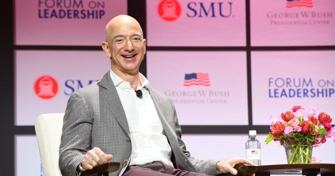 Bezos ha perso più di 121 miliardi di corone in poche ore