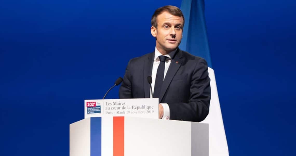 Macron, favorevole allo sviluppo del Web3 in Europa