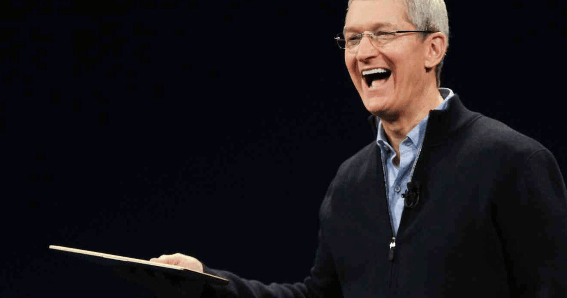 Tim Cook, CEO di Apple, sostiene la tecnologia AR