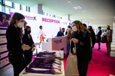 Aperte le candidature per la StartUp Competition di WomenX Impact in partnership con Eni