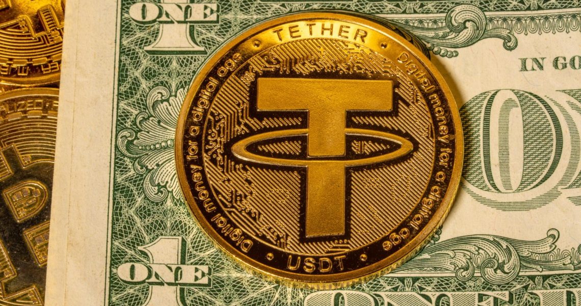 Anche Tether subisce il crollo di FTX : USDT scende dell’1% al di sotto del prezzo del dollaro