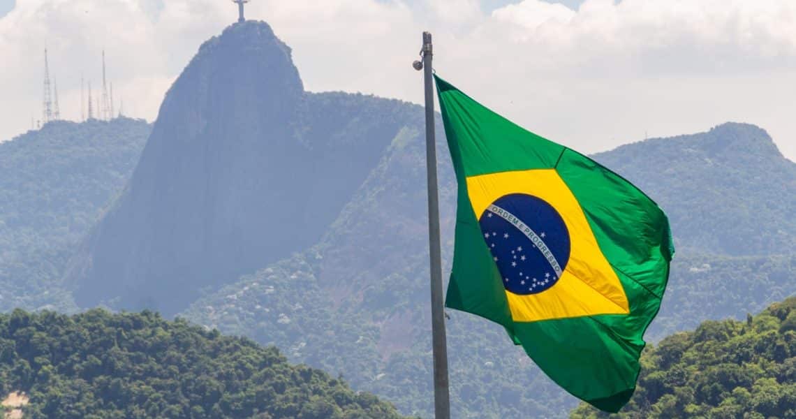 Brasile: il Presidente Jair Bolsonaro firma la legge sulle crypto
