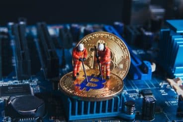 Bitcoin mining: Intel interrompe la serie di chip dedicati