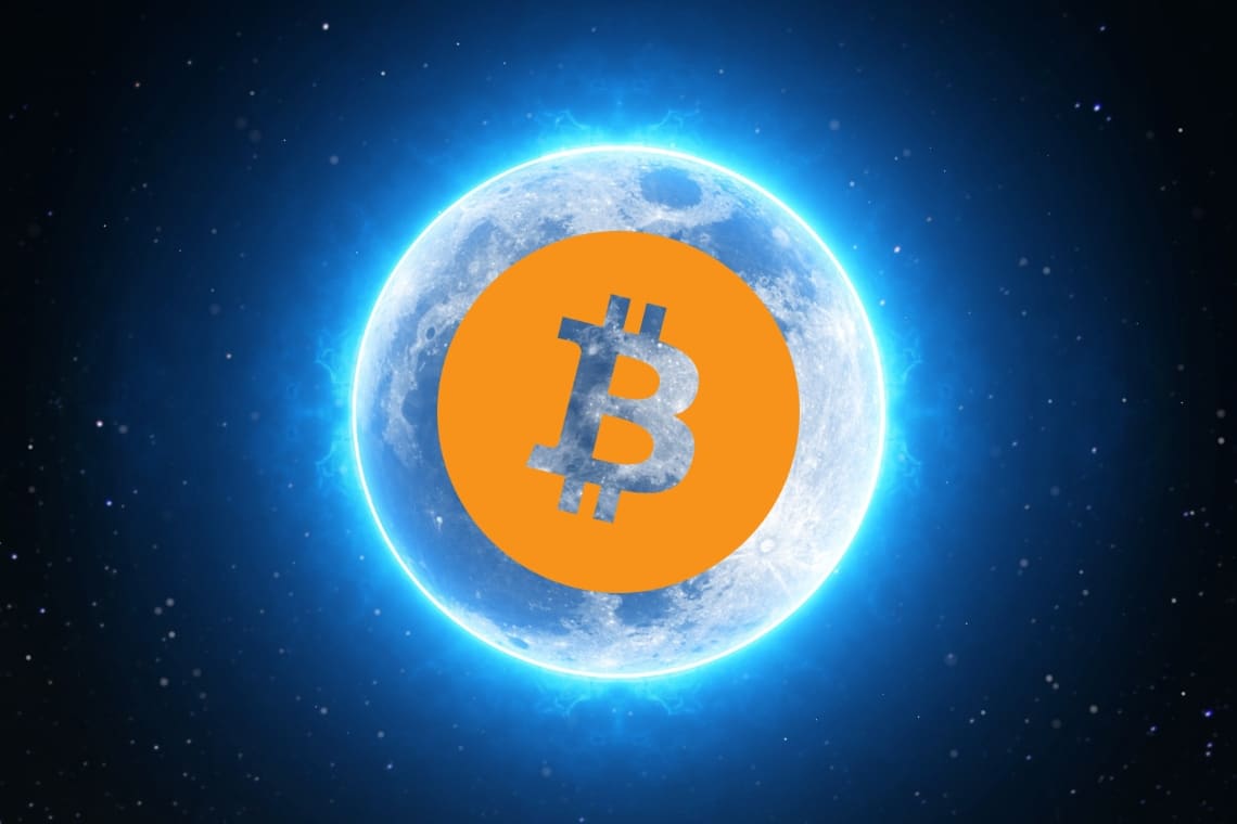 bitcoin to the moon