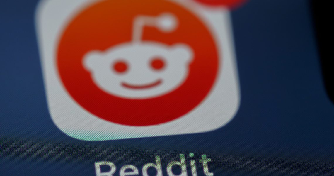 Reddit pronta a quotarsi, grazie ad AI, crypto e NFT