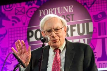Warren Buffett di nuovo contro il mondo crypto