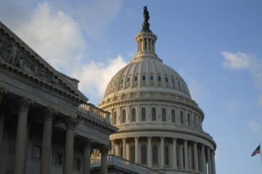 Coinbase: il Congresso risolverà la situazione contro la SEC
