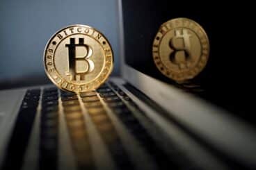 Bitcoin sale oltre i $47.000 dollari mentre si avvicina la scadenza per l’approvazione degli ETF spot su BTC