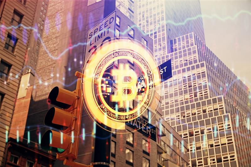 Wall Street segue il buy the dip e investe milioni su BTC, ETH, BNB e persino DOGE